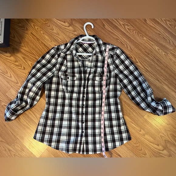 Fitted White, Black, and Burgundy Plaid Button-Up Top, Sz L. - Picture 5 of 5